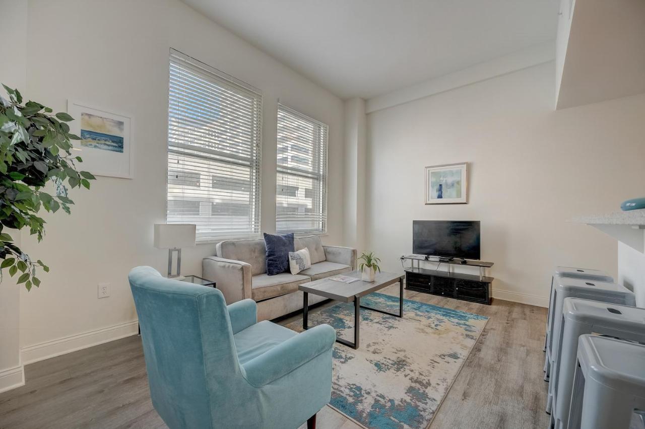 Frontdesk Penn Street Tower Apts Downtown Indy Appartement Indianapolis Buitenkant foto