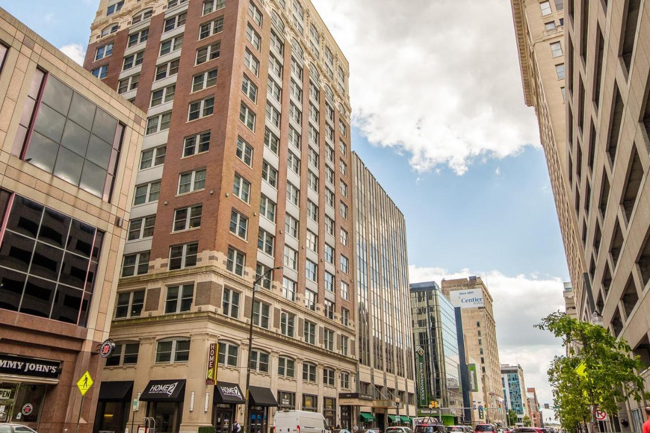 Frontdesk Penn Street Tower Apts Downtown Indy Appartement Indianapolis Buitenkant foto